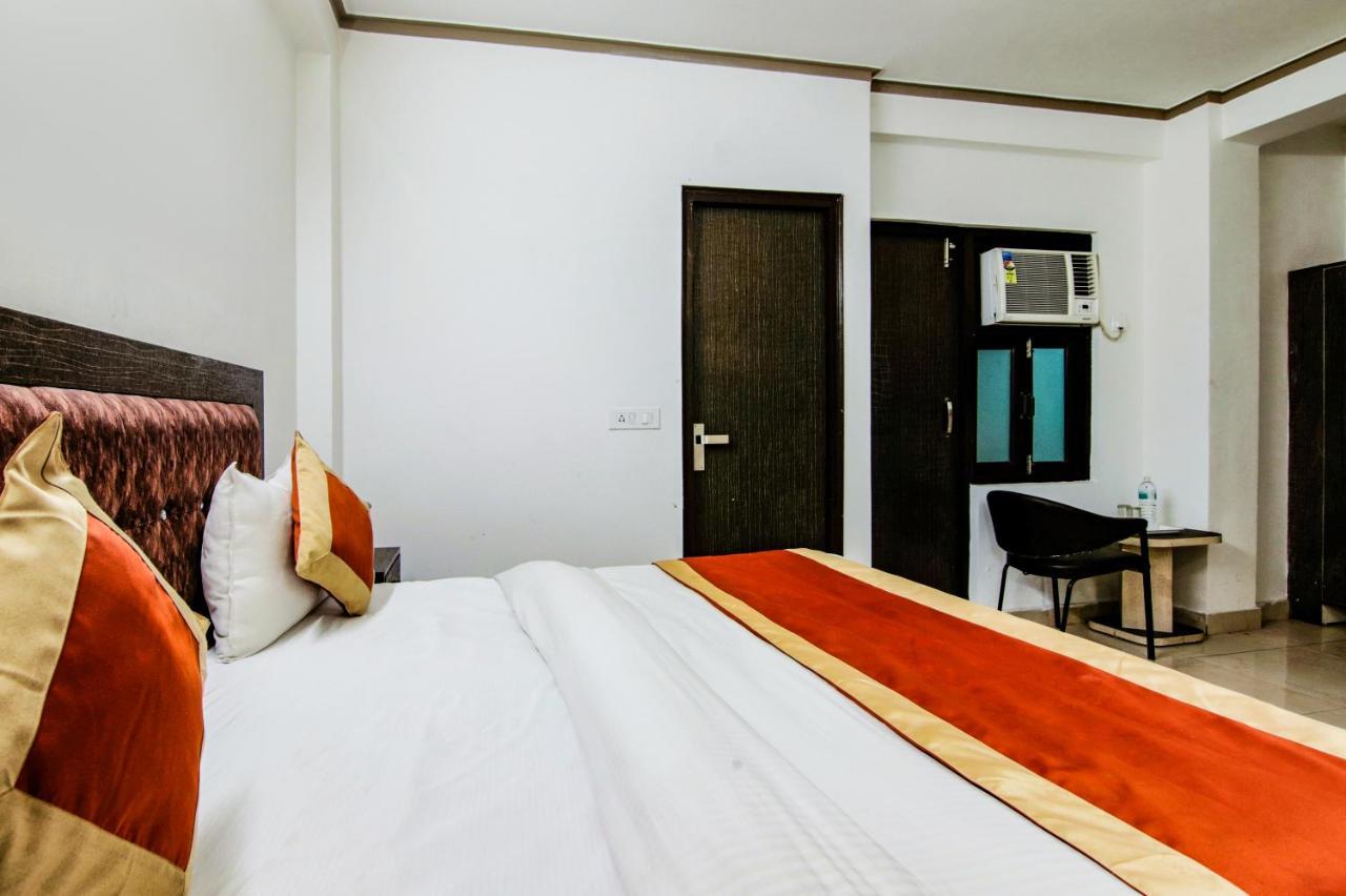 ניו דלהי Hotel The Ocean Near Igi Airport מראה חיצוני תמונה
