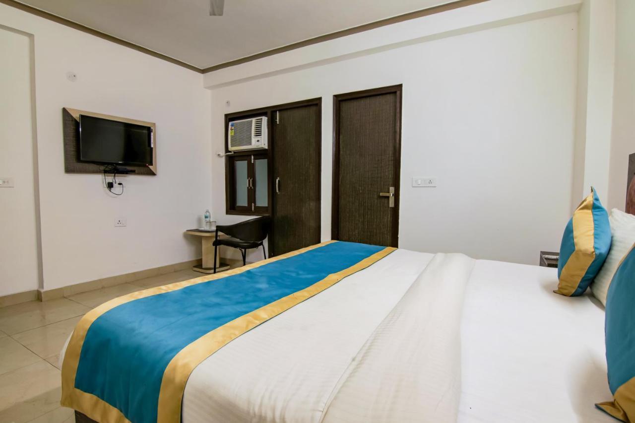 ניו דלהי Hotel The Ocean Near Igi Airport מראה חיצוני תמונה