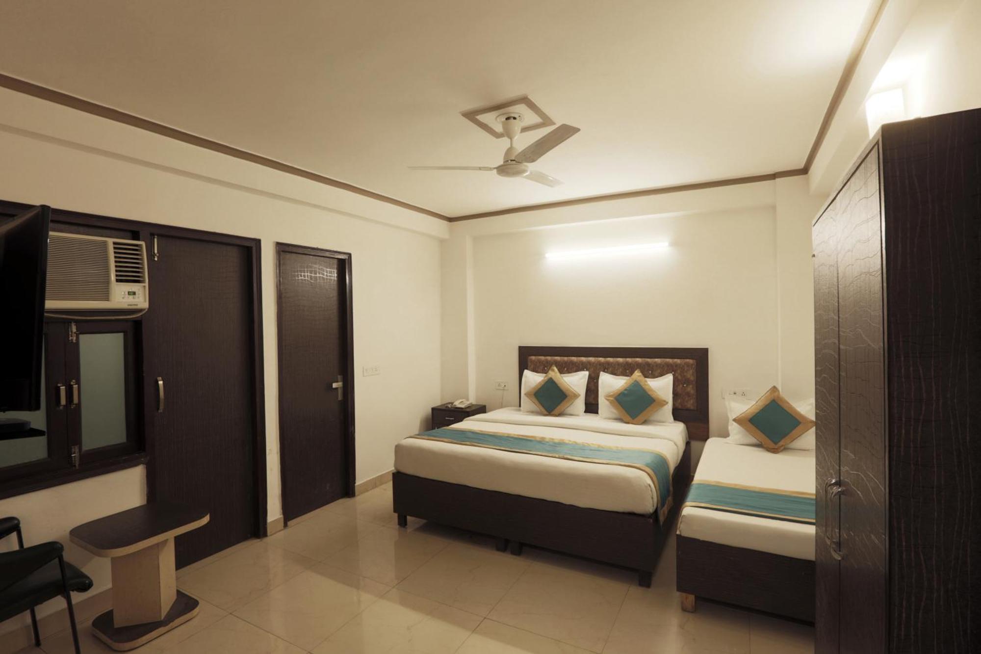 ניו דלהי Hotel The Ocean Near Igi Airport מראה חיצוני תמונה